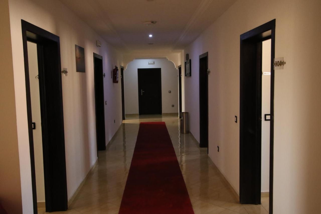 Hotel Mansour ดาคห์ลา ภายนอก รูปภาพ